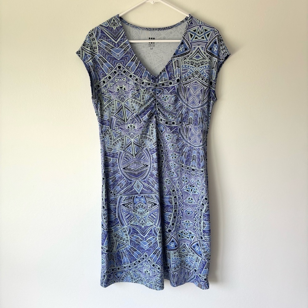 Title Nine Diamalete V-neck Geometric Aztec Print Mini Athletic Golf Dress